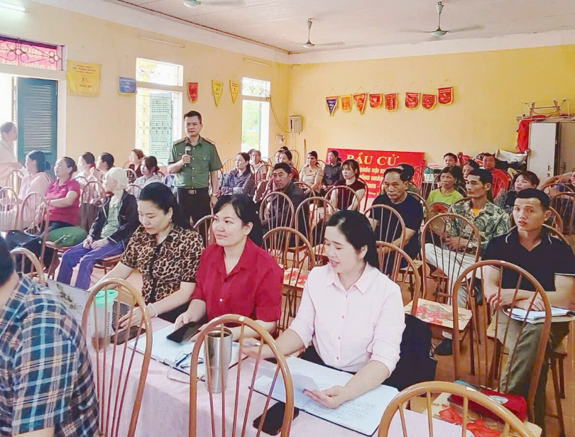 CÔNG AN XÃ TÂN LONG TĂNG CƯỜNG TUYÊN TRUYỀN PHÒNG NGỪA LỪA ĐẢO CHIẾM ĐOẠT TÀI SẢN