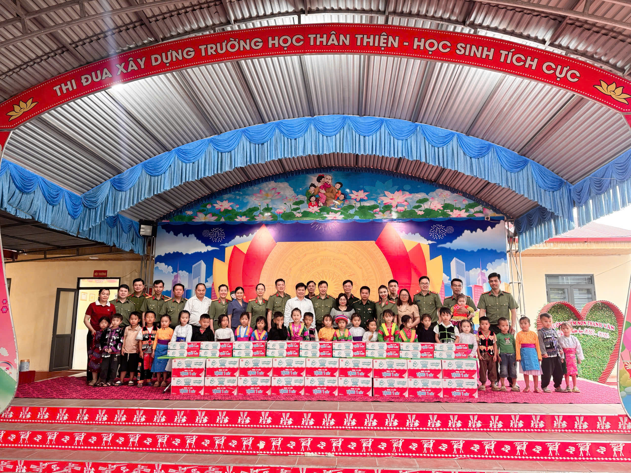 LAN TỎA PHONG TRÀO “DÂN VẬN KHÉO” GẮN VỚI HOẠT ĐỘNG AN SINH XÃ HỘI