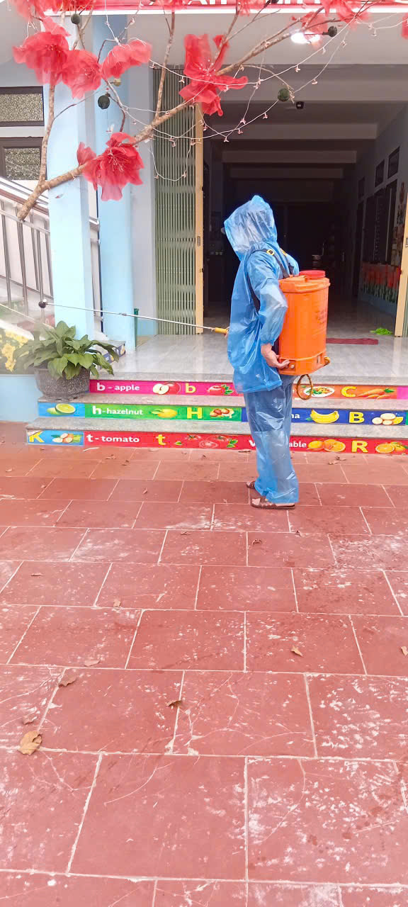 Phun kh khuẩn4.jpg