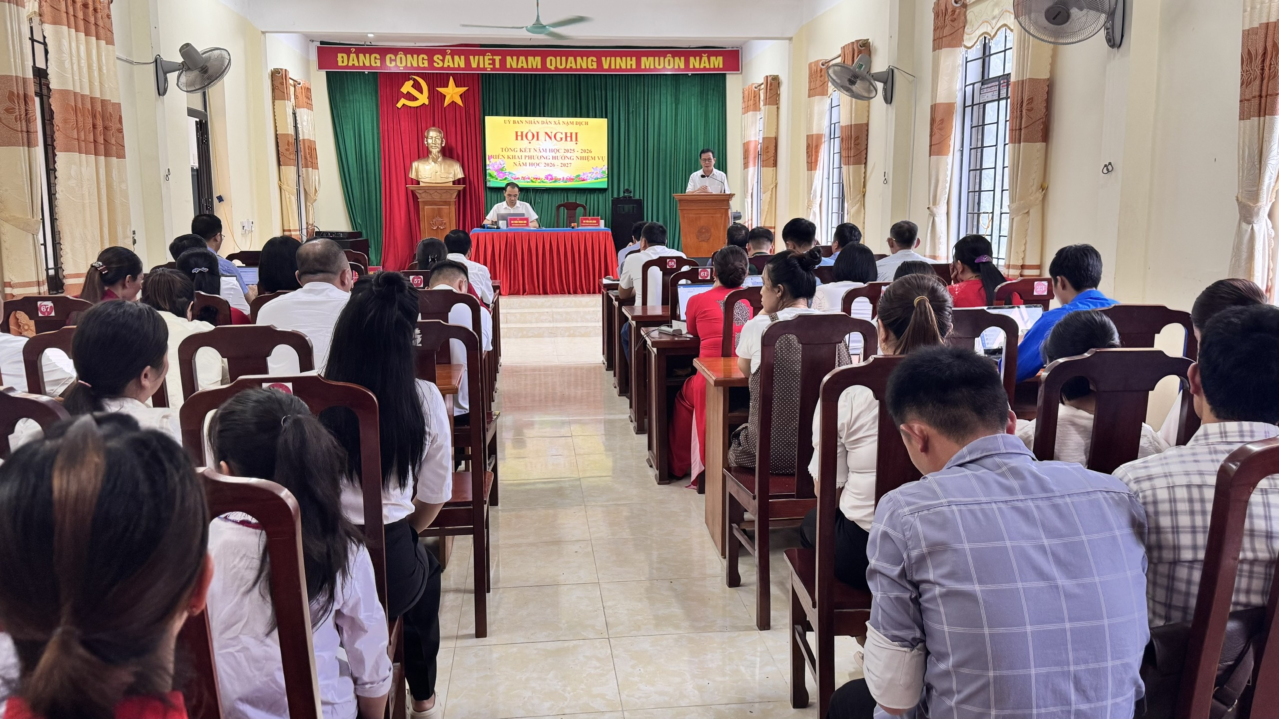 UBND xã Nậm Dịch tổ chức Hội nghị tổng kết năm học 2025–2026, triển khai phương hướng, nhiệm vụ năm học 2026–2027