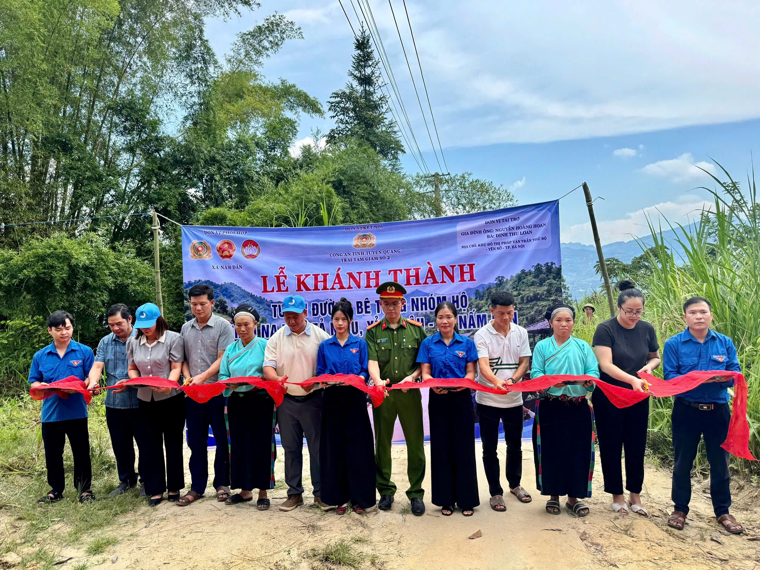 TRẠI TẠM GIAM SỐ 2, CÔNG AN TỈNH TUYÊN QUANG TỔ CHỨC CHUỖI HOẠT ĐỘNG AN SINH XÃ HỘI VÀ THAM GIA XÂY DỰNG NÔNG THÔN MỚI TẠI CÁC XÃ VÙNG CAO