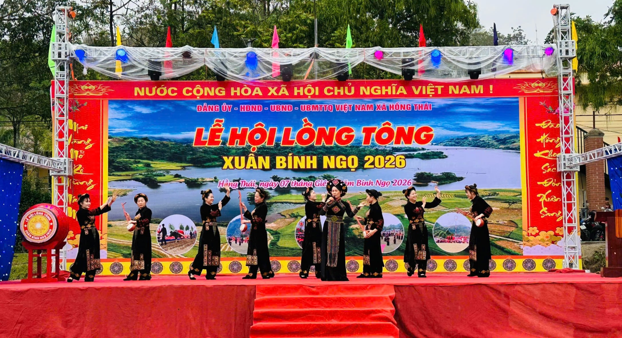 Xã Hồng Thái long trọng tổ chức Lễ hội Lồng tông xuân Bính Ngọ năm 2026