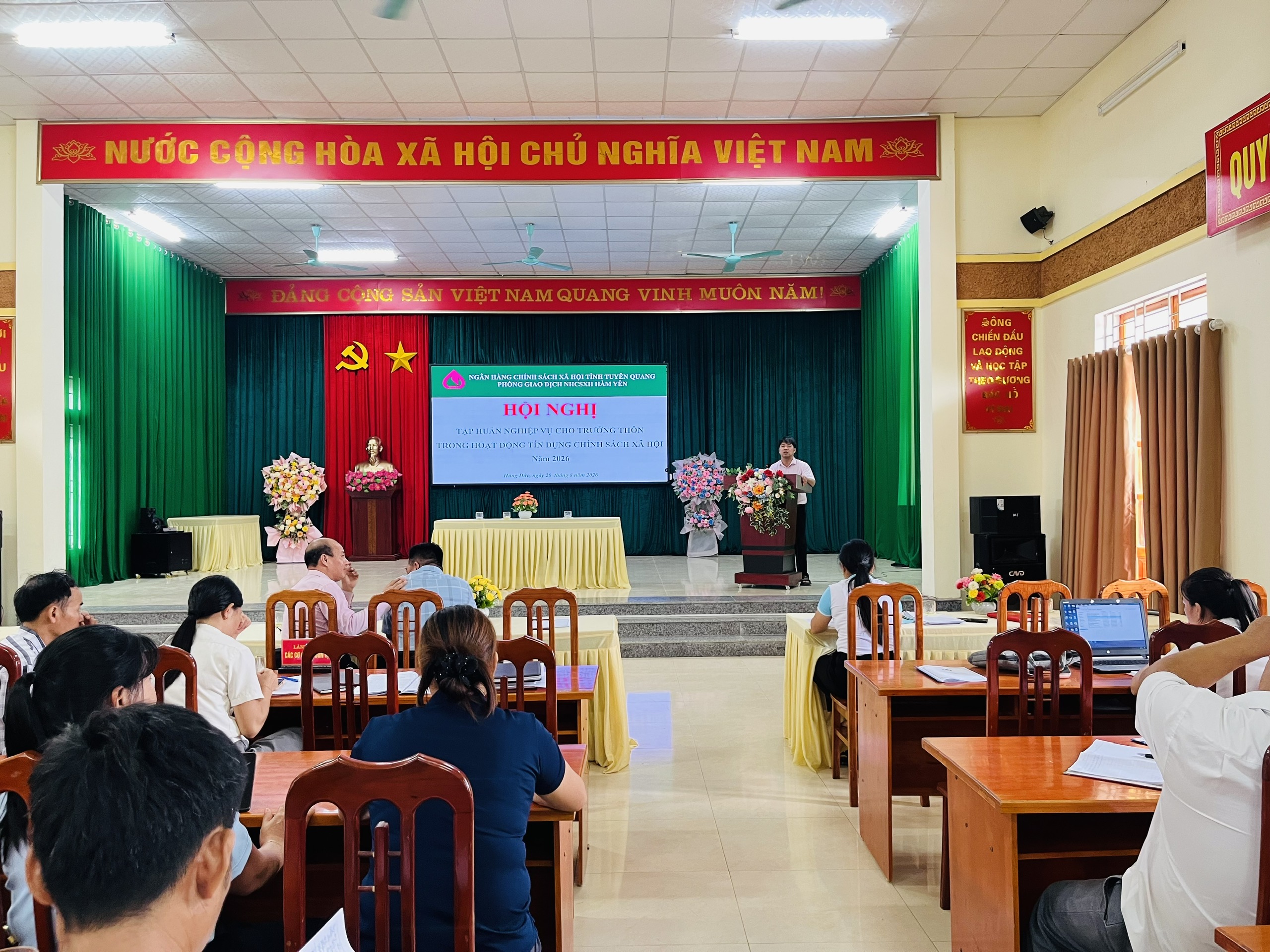 HÙNG ĐỨC: TẬP HUẤN CHO TRƯỞNG THÔN VỀ HOẠT ĐỘNG TÍN DỤNG CHÍNH SÁCH XÃ HỘI
