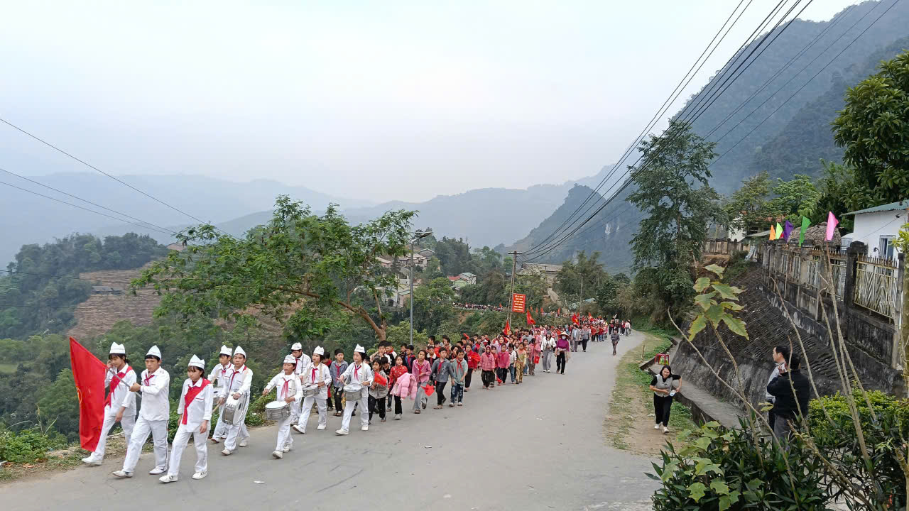 TUYÊN TRUYỀN CỔ ĐỘNG BẦU CỬ – HƯỚNG TỚI NGÀY HỘI NON SÔNG