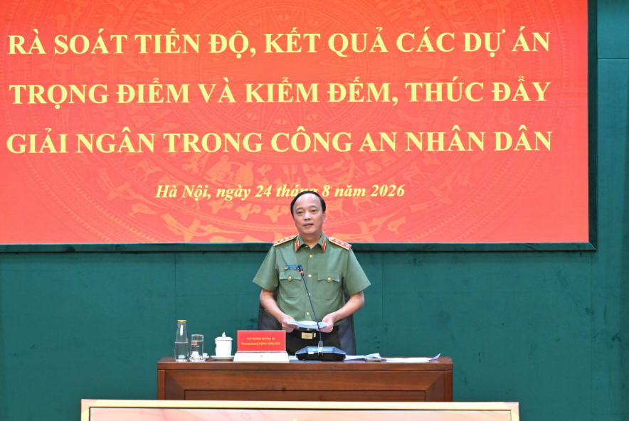 QUYẾT TÂM HOÀN THÀNH TIẾN ĐỘ TRIỂN KHAI CÁC DỰ ÁN VÀ CÔNG TÁC GIẢI NGÂN