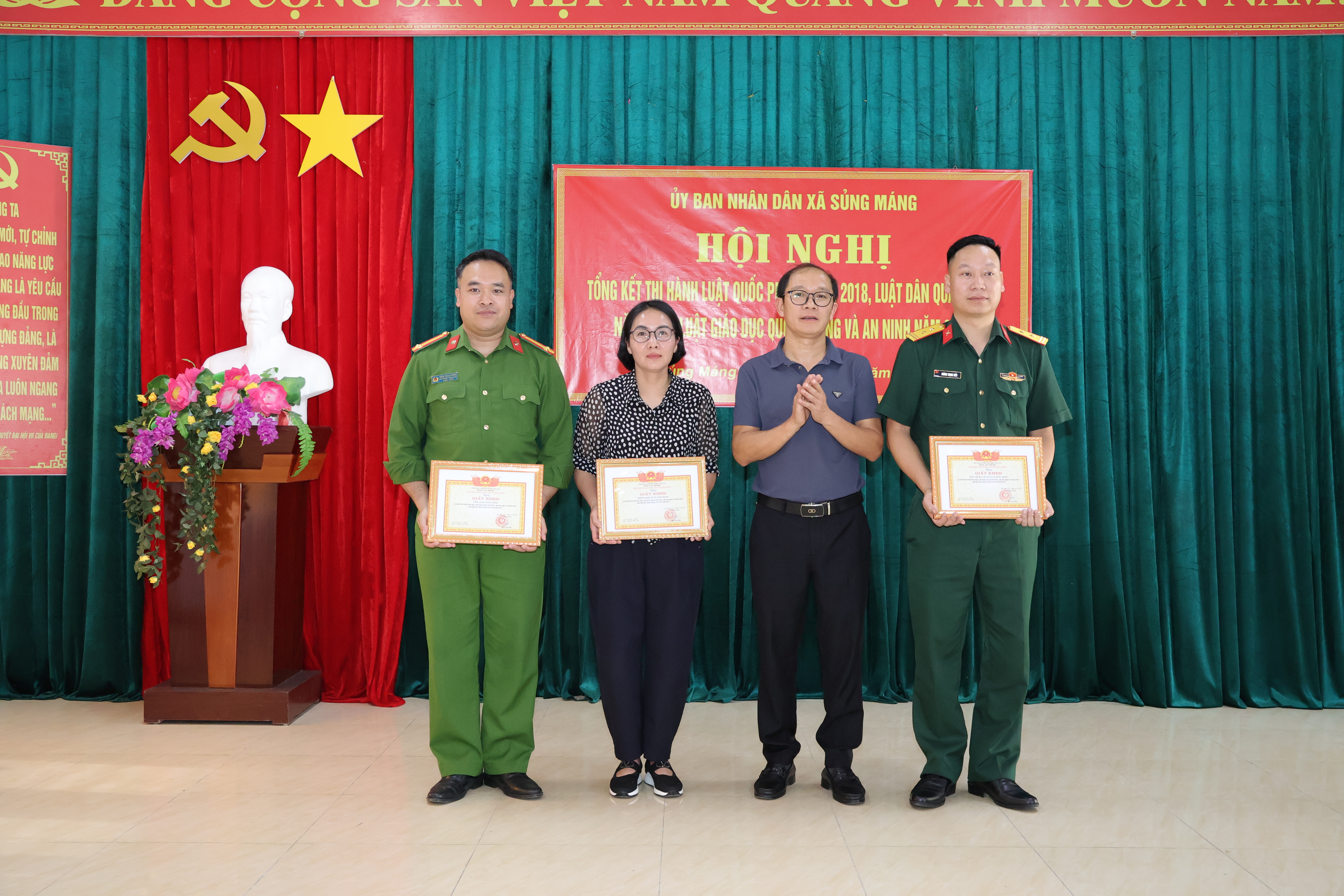 Sủng Máng tổng kết thi hành các luật về quốc phòng, dân quân tự vệ và giáo dục quốc phòng, an ninh
