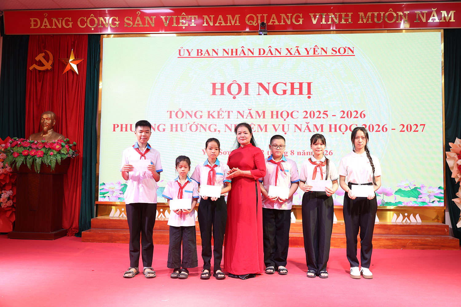 tk-nam-hoc6.jpg