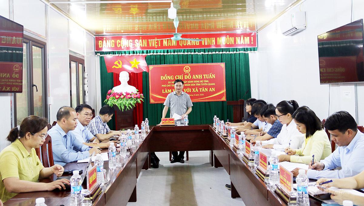 Phó Chủ tịch UBND tỉnh Đỗ Anh Tuấn làm việc với xã Tân An