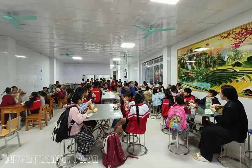 Tăng cường bảo đảm an toàn thực phẩm tại trường học và bếp ăn tập thể