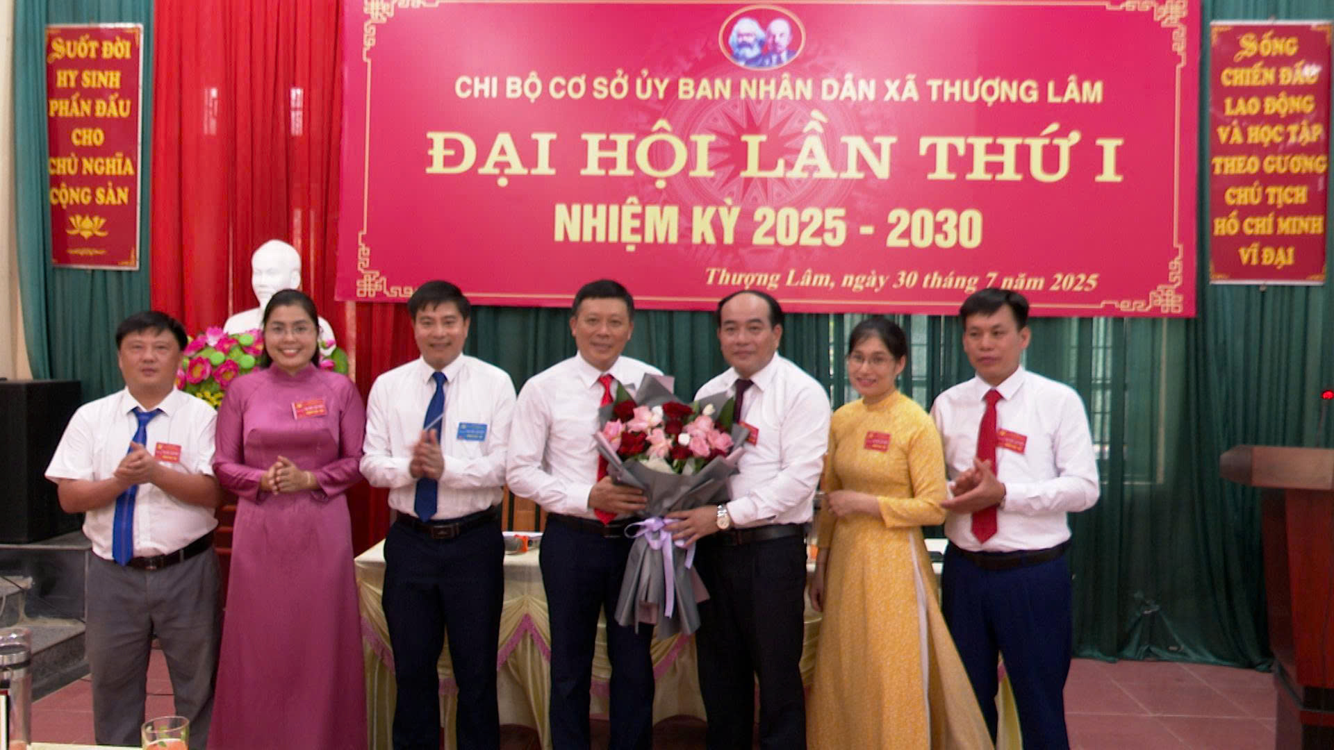 Chi bộ cơ sở Ủy ban nhân dân xã Thượng Lâm tổ chức thành công Đại hội lần thứ I, nhiệm kỳ 2025 – 2030