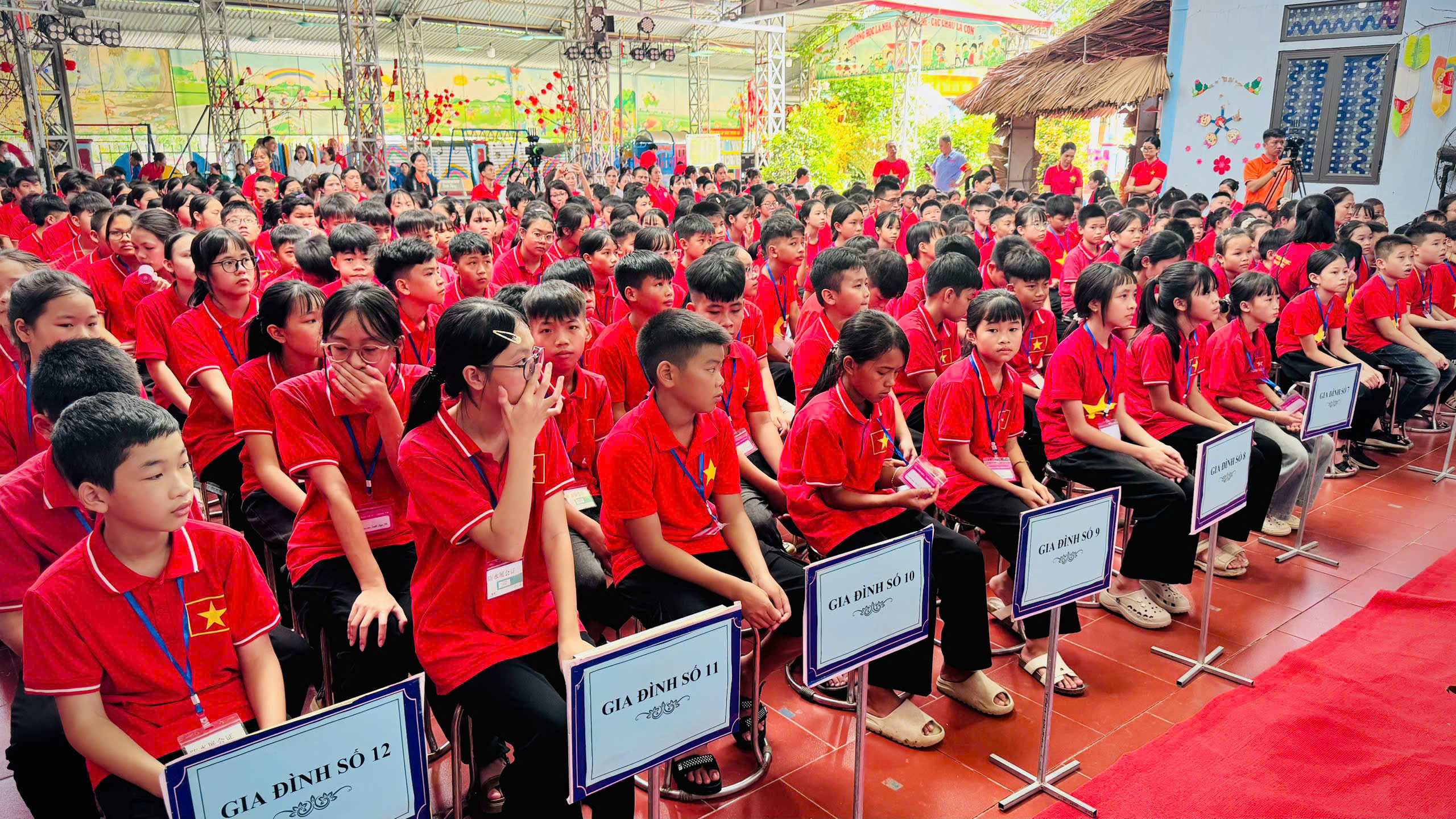 Khai mạc trại hè2.jpg