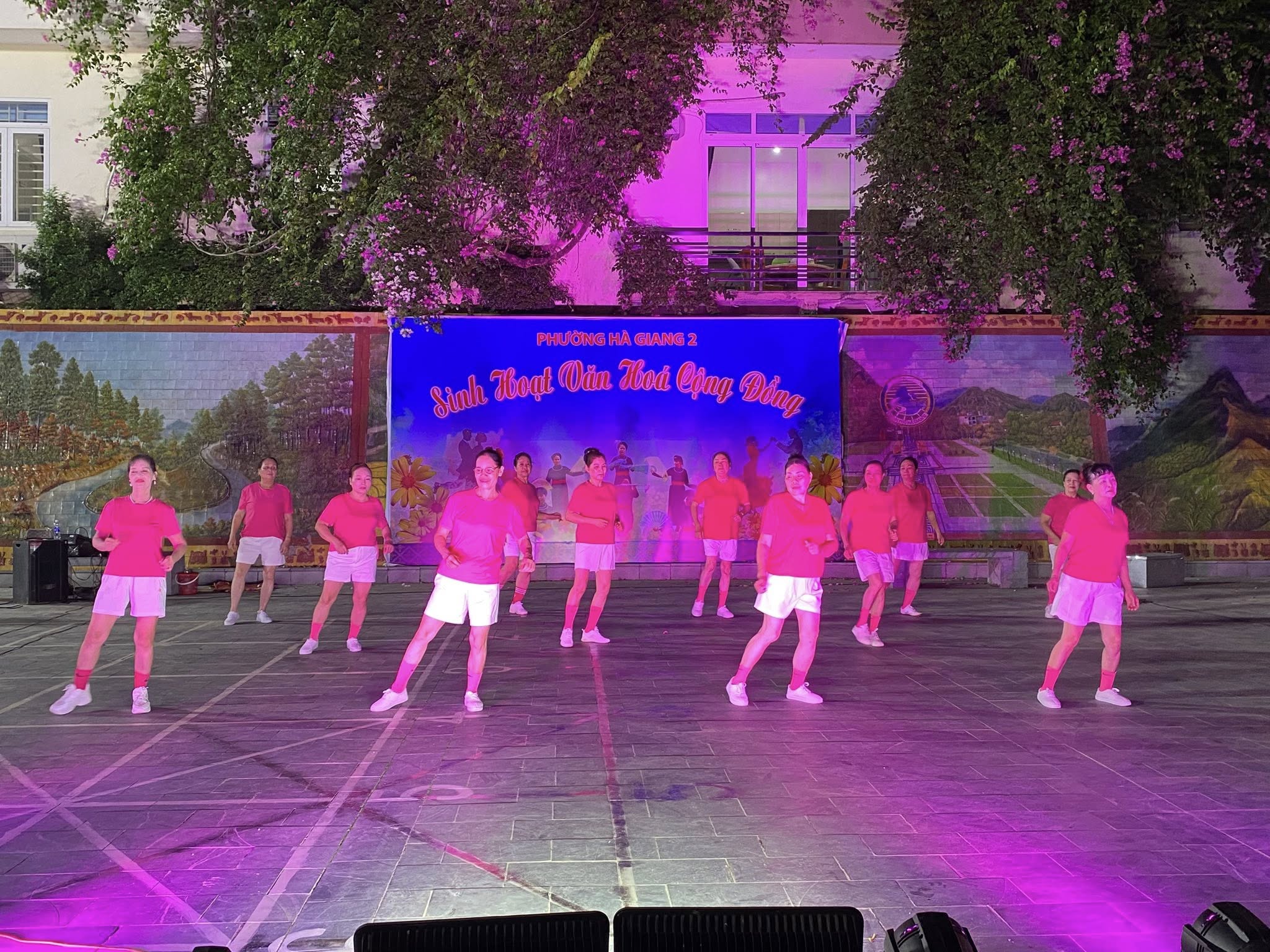 Chương trình sinh hoạt văn hoá cộng đồng cuối tuần phường Hà Giang 2