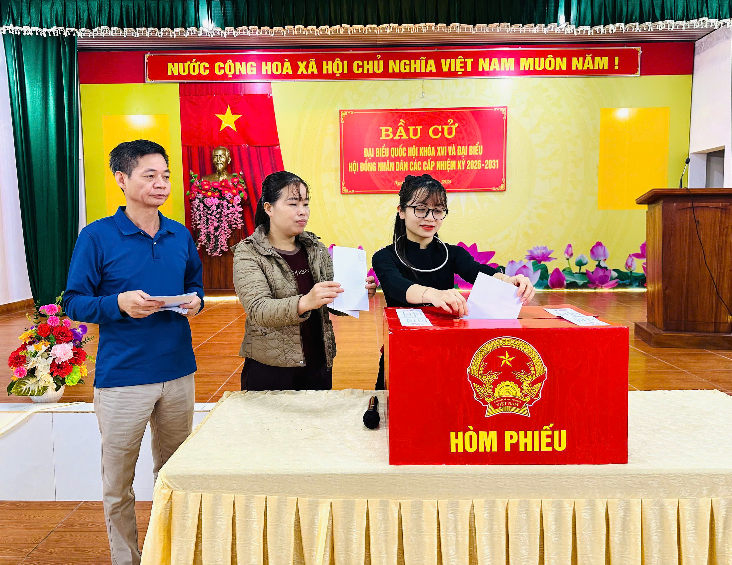 Hân hoan "Ngày hội non sông" ở phường An Tường