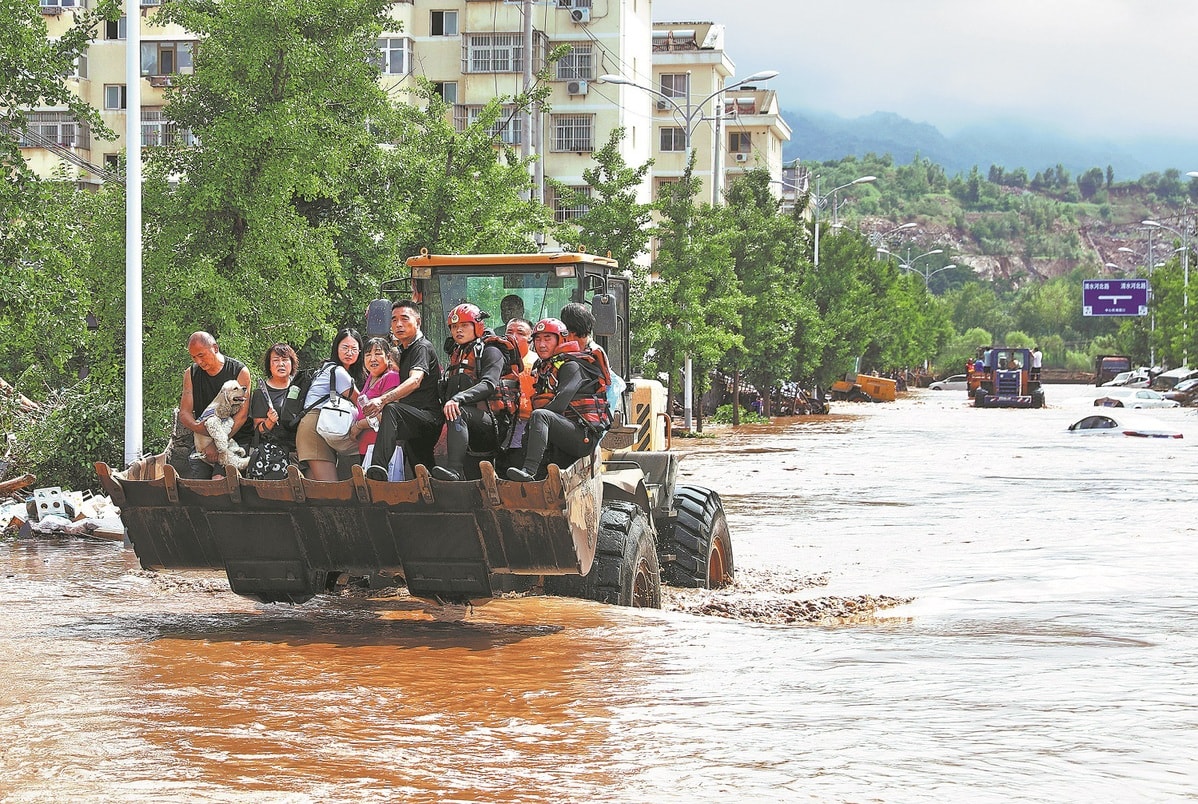 Hơn 80.000 người phải sơ tán do mưa lớn tại Bắc Kinh