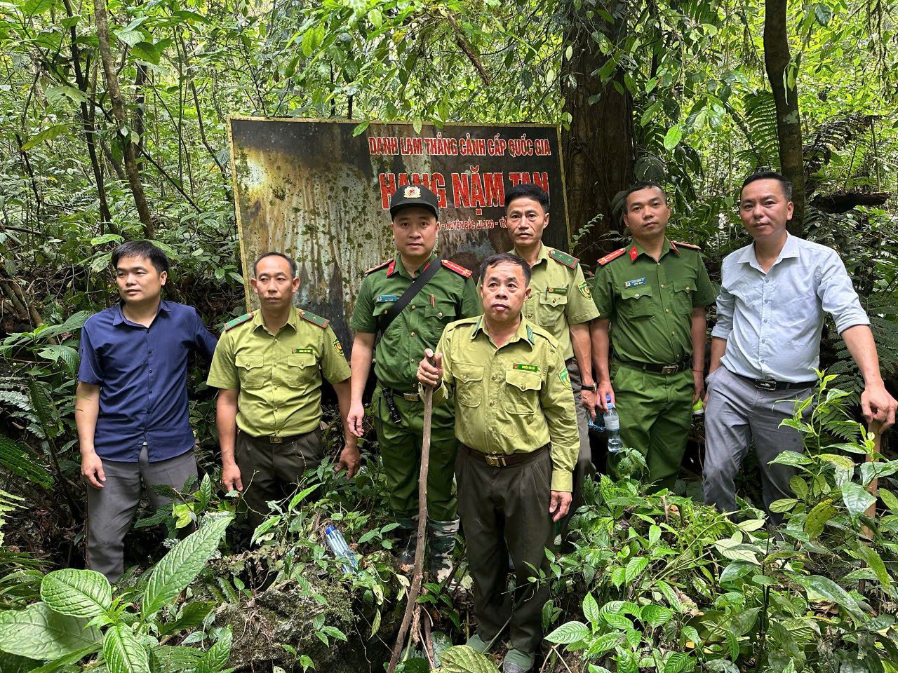 CÔNG AN XÃ LIÊN HIỆP TĂNG CƯỜNG PHỐI HỢP TUẦN TRA, BẢO VỆ RỪNG VÀ PCCC RỪNG 