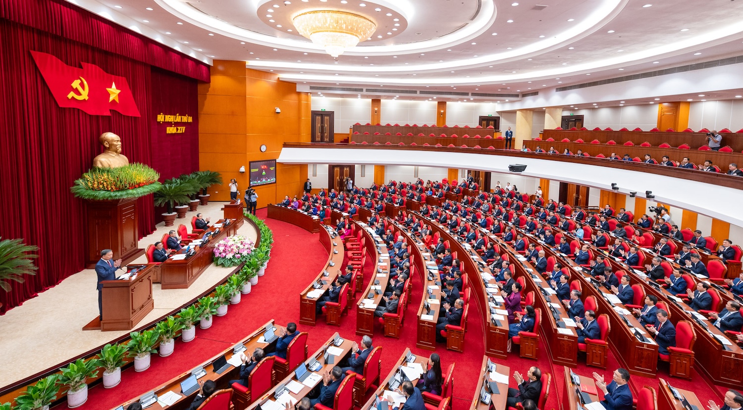 Thông cáo báo chí ngày làm việc thứ tư Hội nghị Trung ương 3 khoá XIV