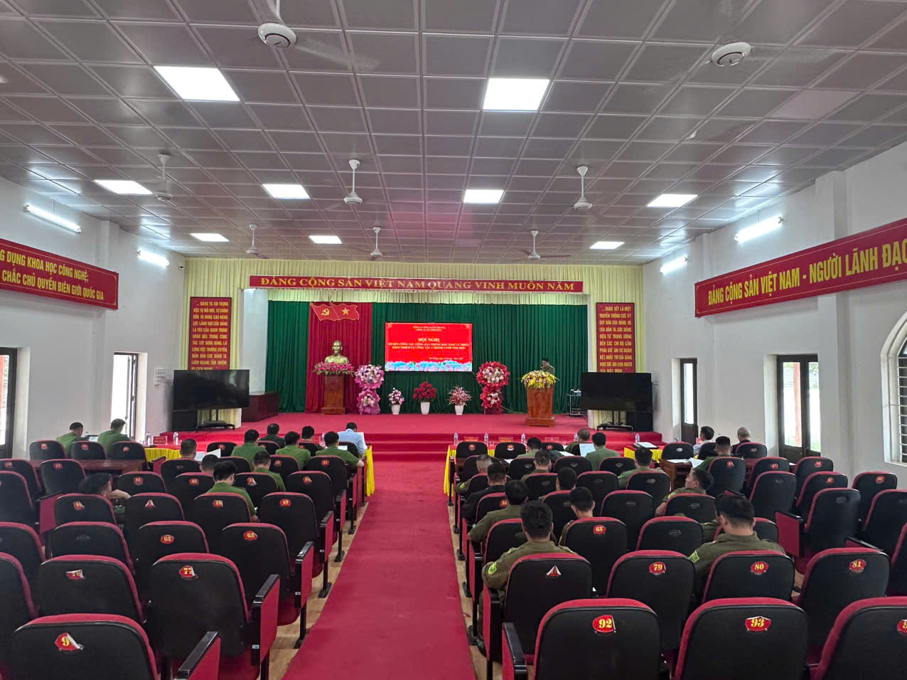 CÔNG AN XÃ PHỐ BẢNG TỔ CHỨC HỘI NGHỊ SƠ KẾT CÔNG TÁC CÔNG AN 6 THÁNG ĐẦU NĂM, TRIỂN KHAI NHIỆM VỤ 6 THÁNG CUỐI NĂM 2026