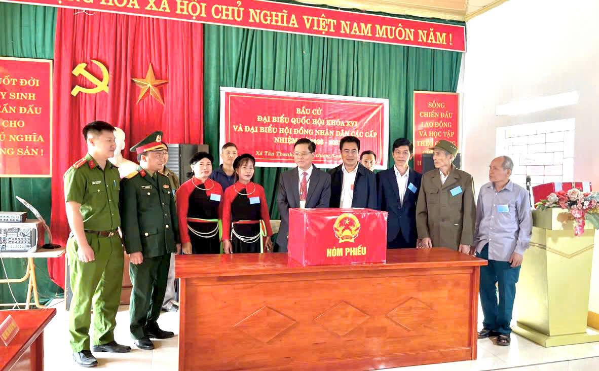 Tân Thanh rộn ràng ngày bầu cử - Gửi gắm niềm tin và kỳ vọng