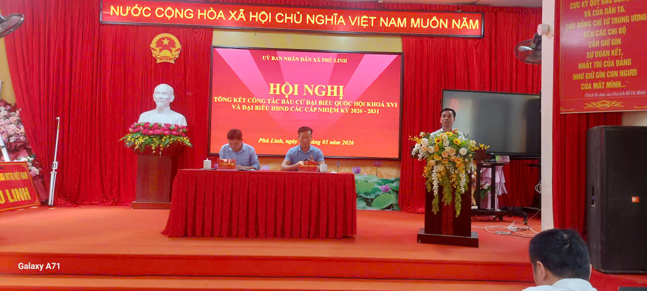 XÃ PHÚ LINH TỔ CHỨC TỔNG KẾT CÔNG TÁC BẦU CỬ VÀ KHEN THƯỞNG CÁC TẬP THỂ, CÁ NHÂN TIÊU BIỂU