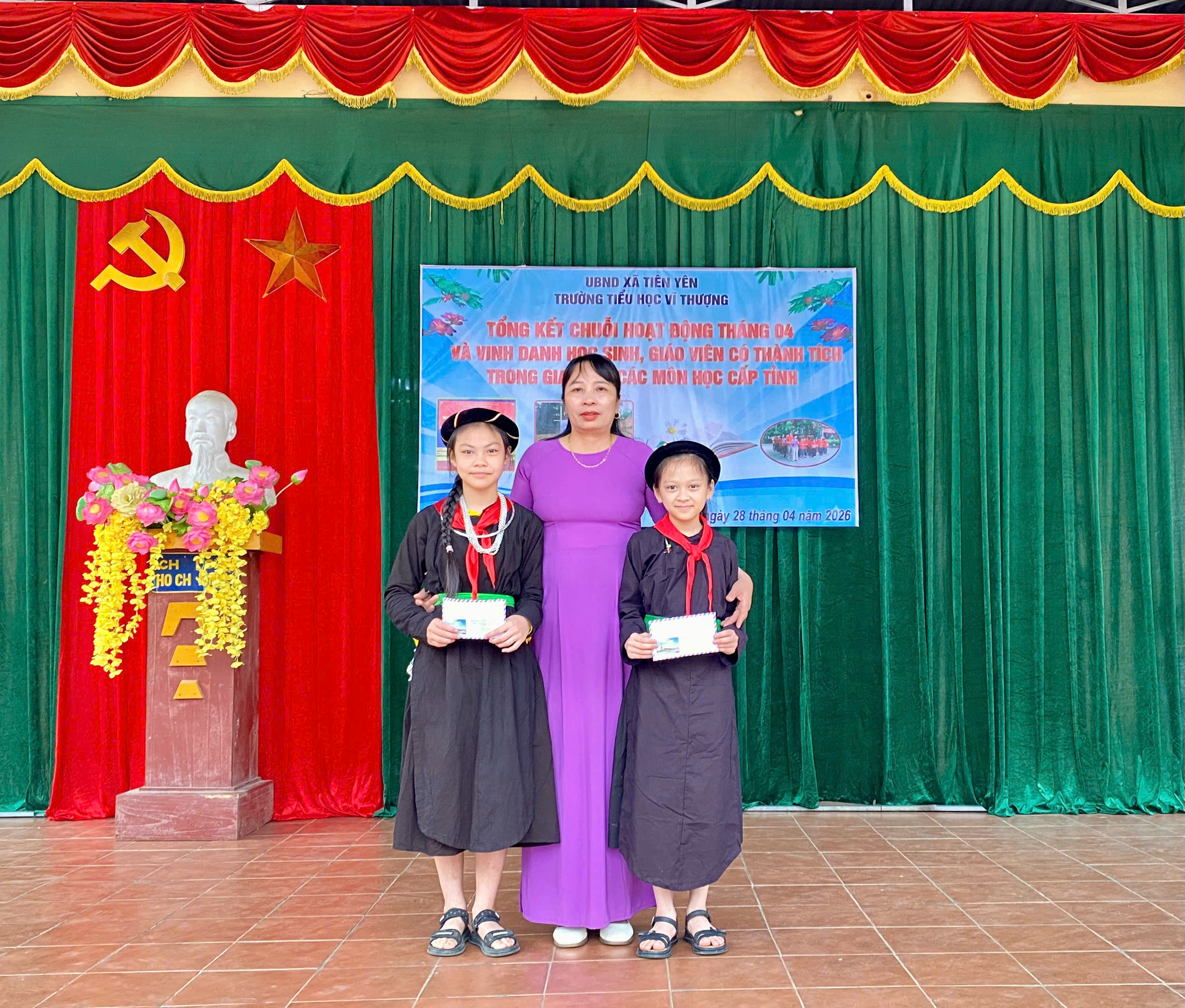 z7770067988382_40cdcc5d4653f0094d56b10983a3ef4b.jpg