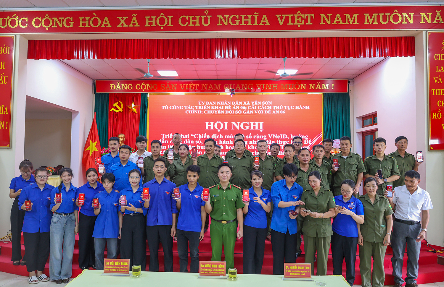 Yên Sơn tổ chức Lễ phát động Chiến dịch mùa hè số cùng VNeID
