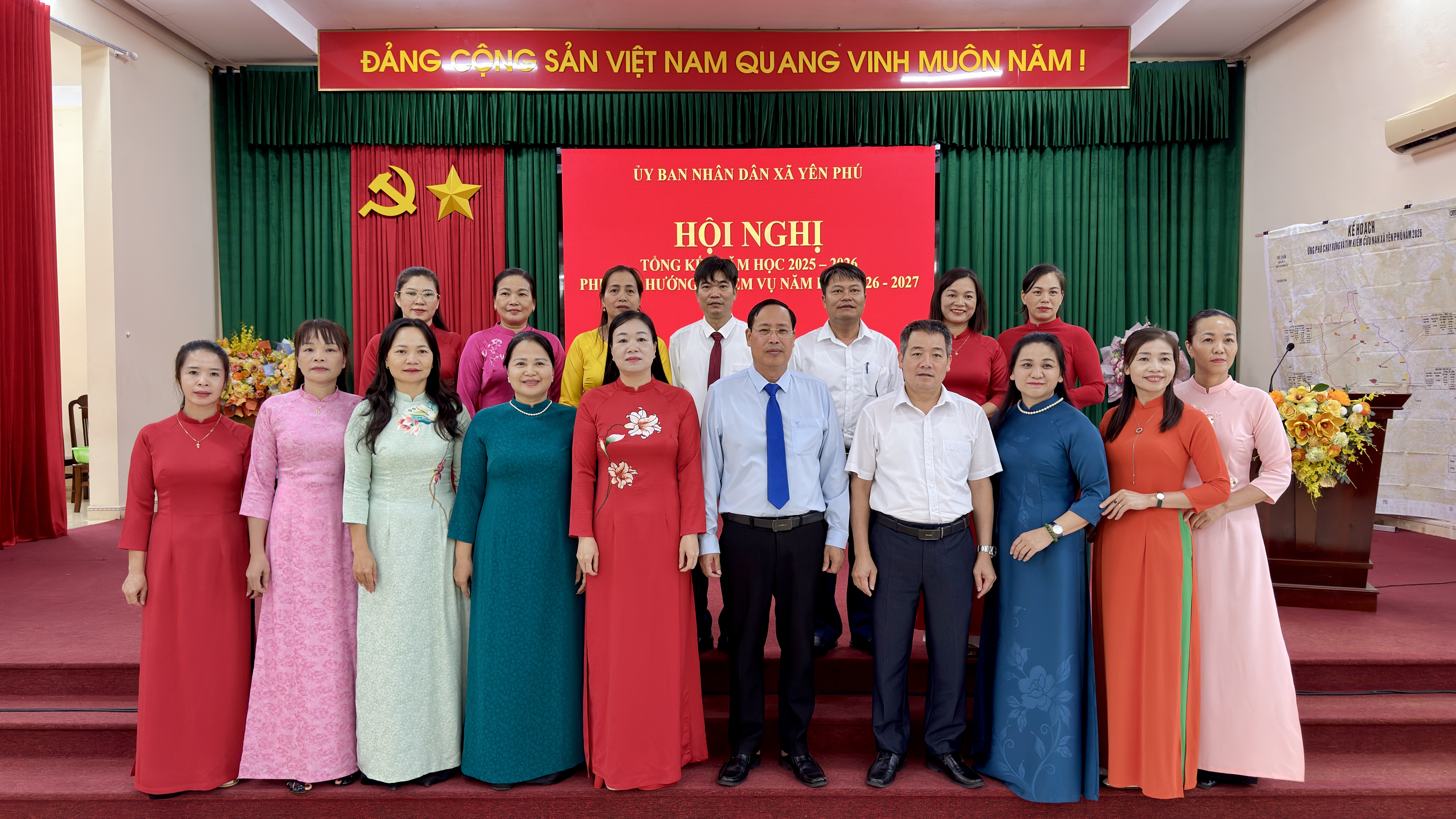 XÃ YÊN PHÚ TỔNG KẾT NĂM HỌC 2025–2026, TRIỂN KHAI NHIỆM VỤ NĂM HỌC MỚI VÀ CÔNG BỐ CÁC QUYẾT ĐỊNH SAU SẮP XẾP