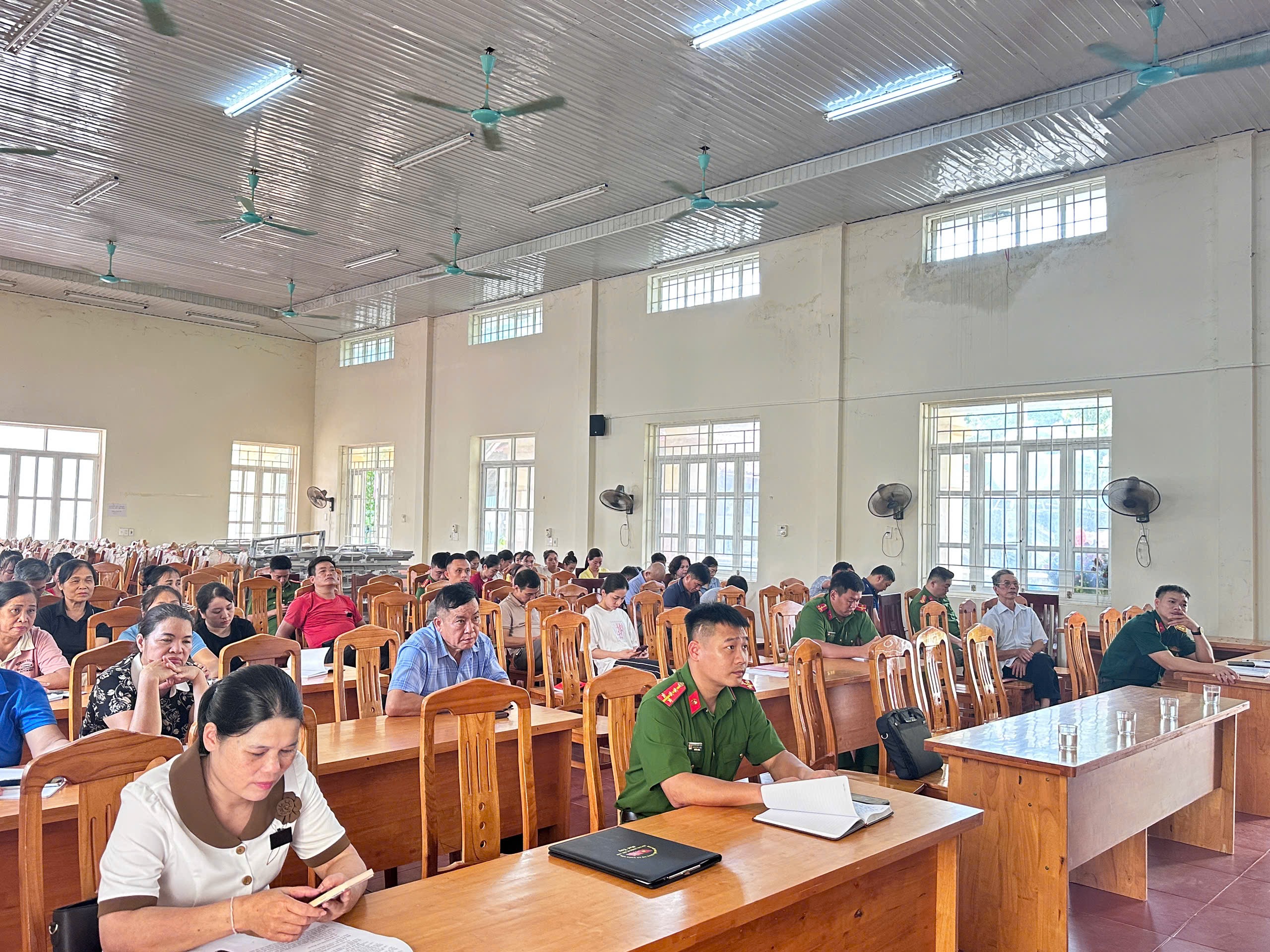 Đảng ủy xã Xuân Vân tổ chức Hội nghị quán triệt, học tập các nghị quyết, kết luận, quy định của Hội nghị Trung ương 3 khóa XIV