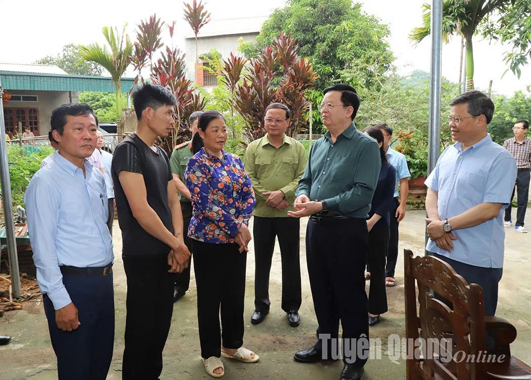 Phòng chống thiên tai với tinh thần tính mạng con người là trên hết, trước hết