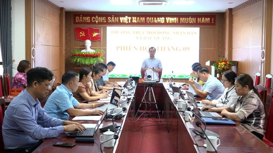 Phiên họp tháng 9 Thường trực HĐND xã Bắc Quang