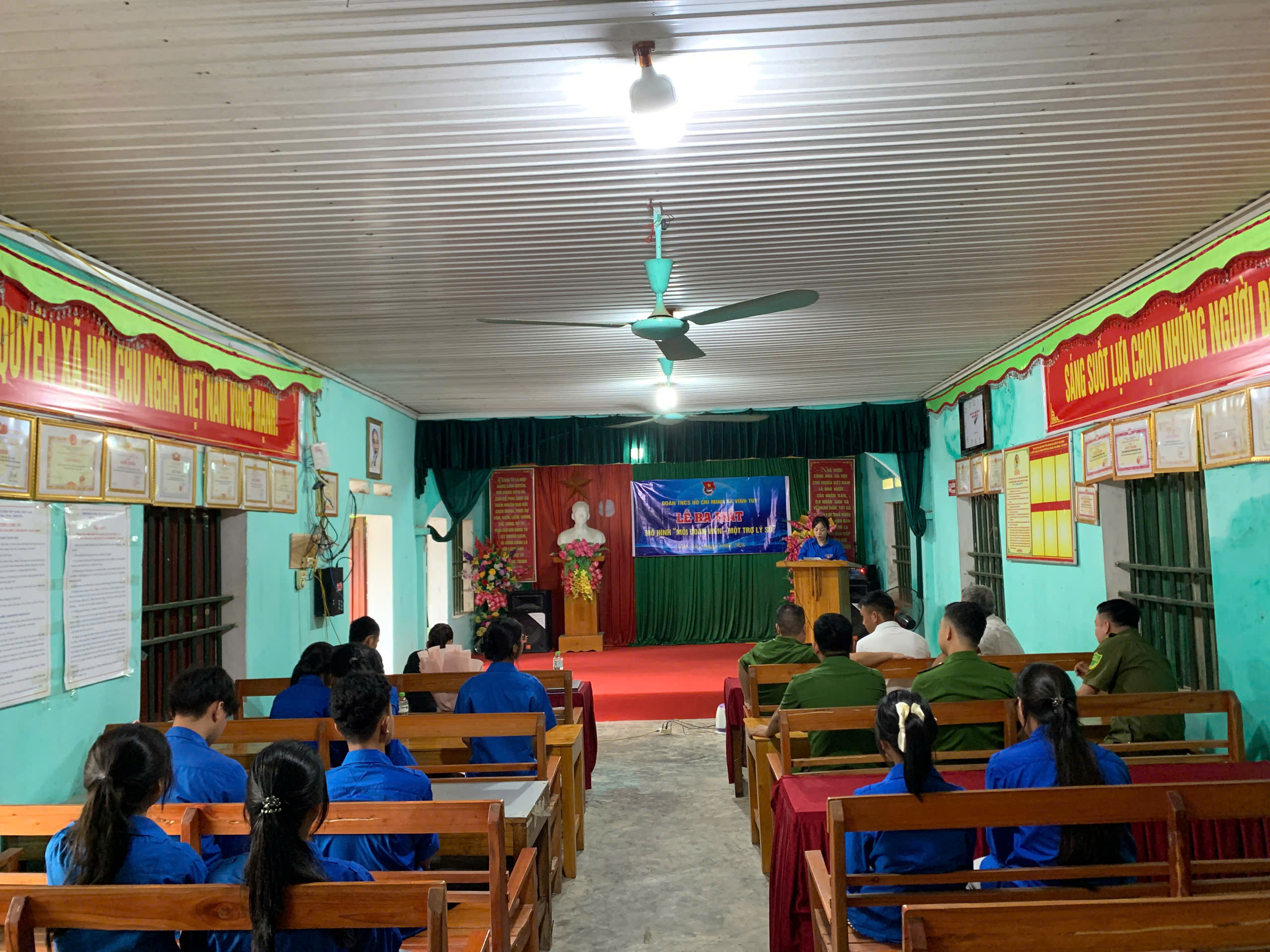 ĐTN ra mắt..jpg