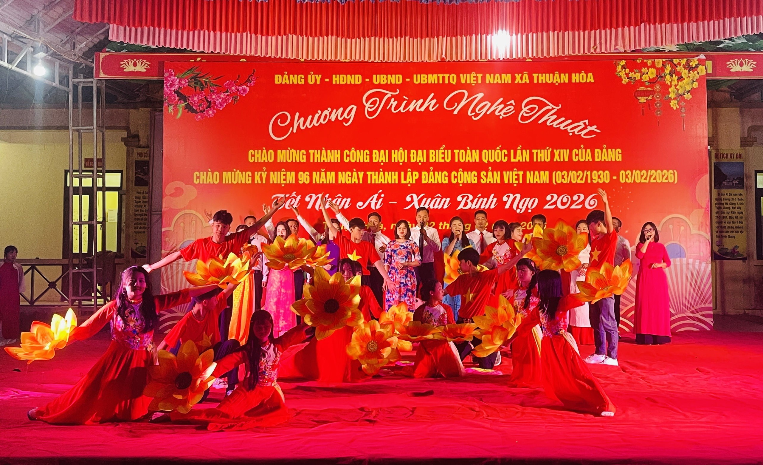 giao lưu 1.jpg