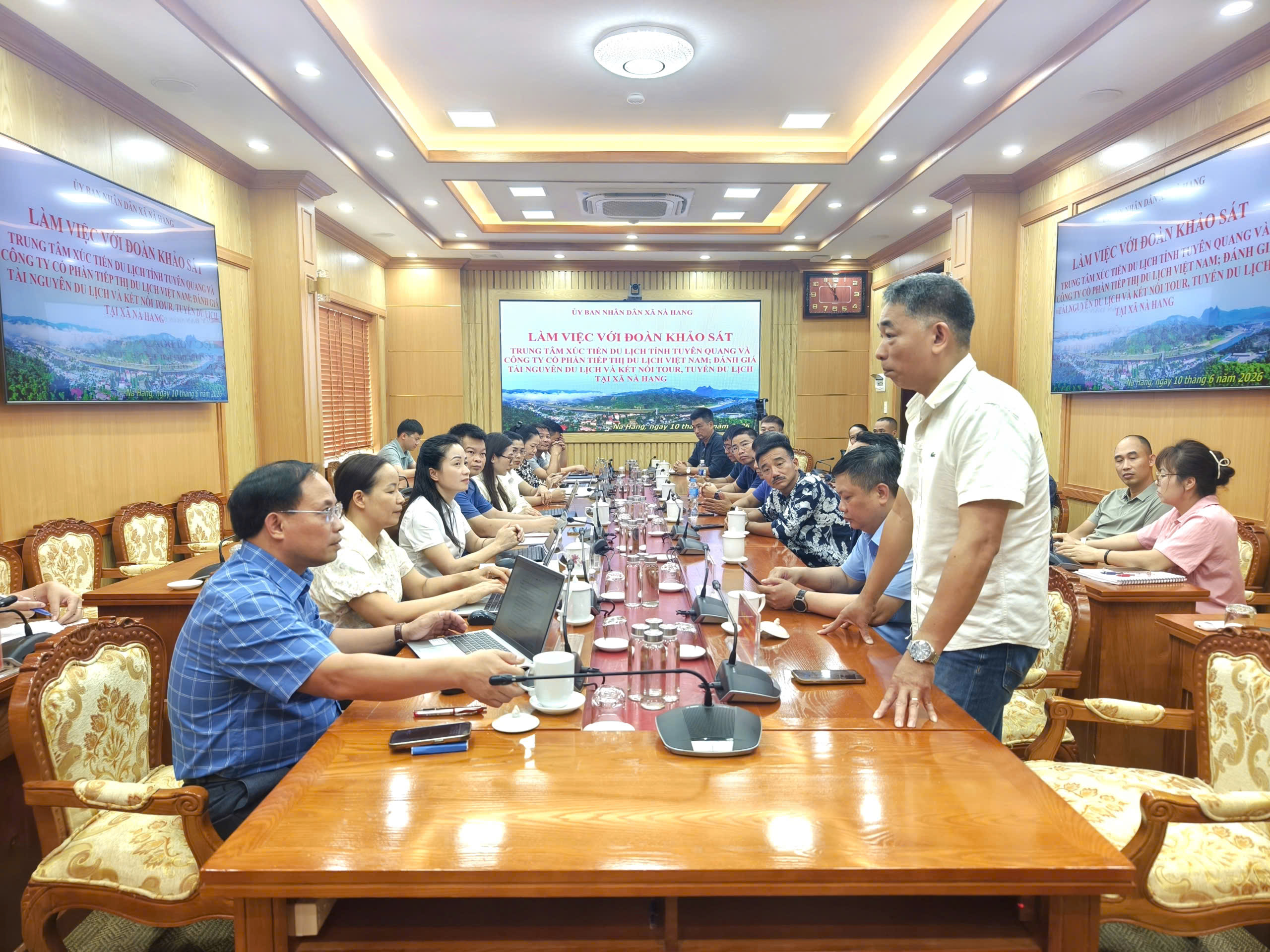 Xã Nà Hang làm việc với đoàn khảo sát đánh giá tài nguyên du lịch và kết nối tour, tuyến du lịch tại địa phương