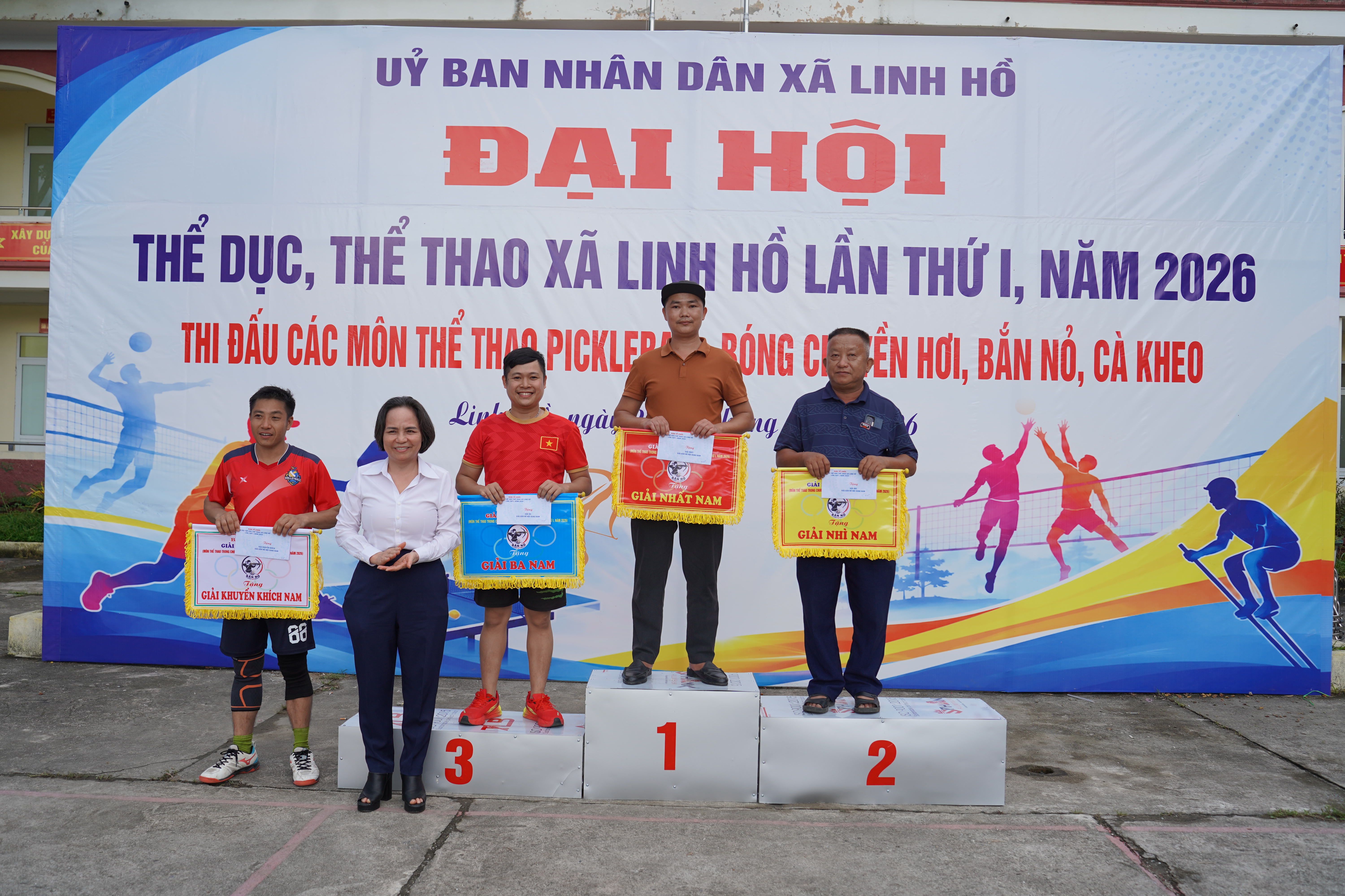 Giải 3.JPG