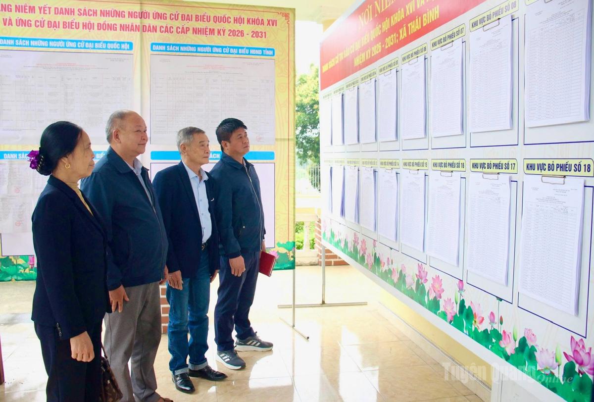 Đồng bào công giáo hướng về ngày bầu cử