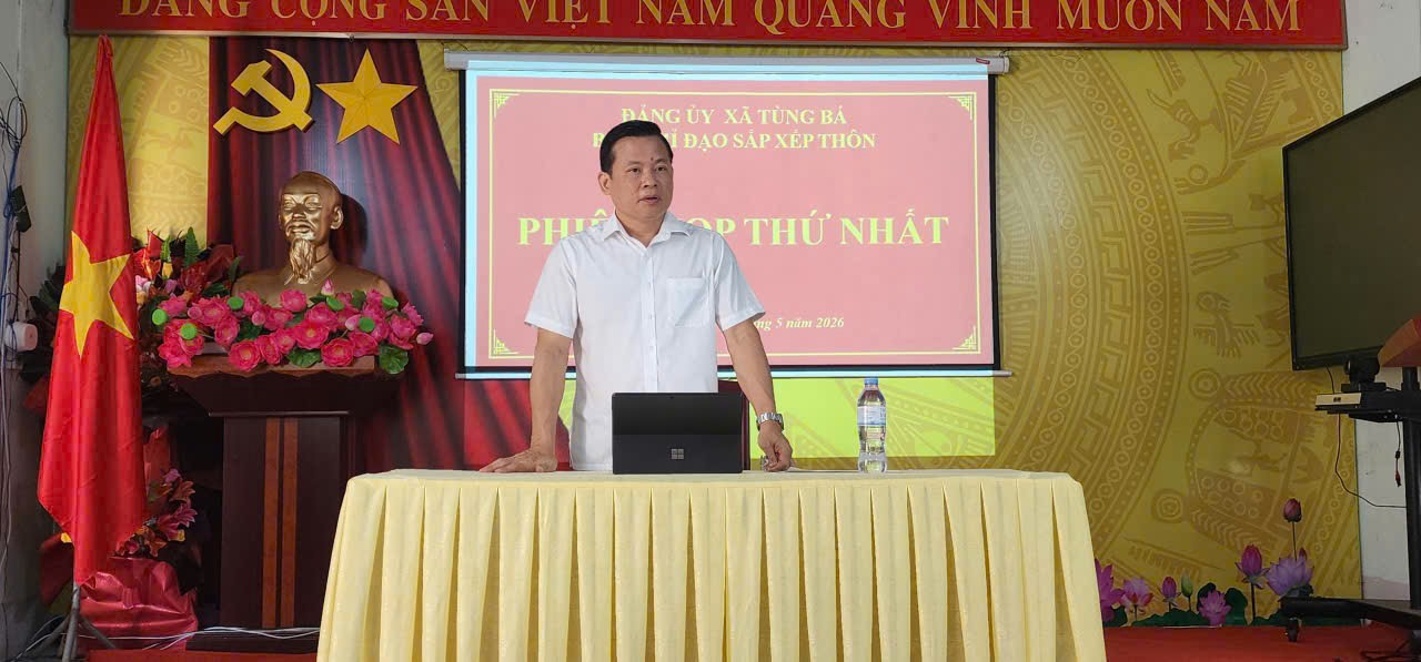 Xã Tùng Bá họp Ban Chỉ đạo sắp xếp thôn và bố trí sử dụng thực hiện chế độ chính sách đối với những người hoạt động không chuyên trách