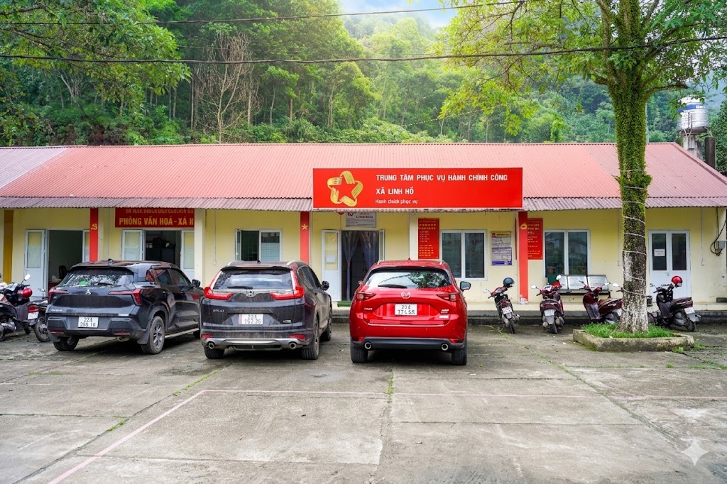 Danh sách Lãnh đạo Trung tâm dịch vụ sự nghiệp công xã Linh Hồ