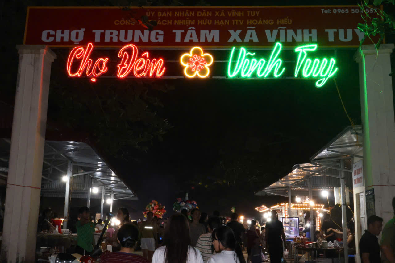 Chợ đ&ecirc;m11.jpg