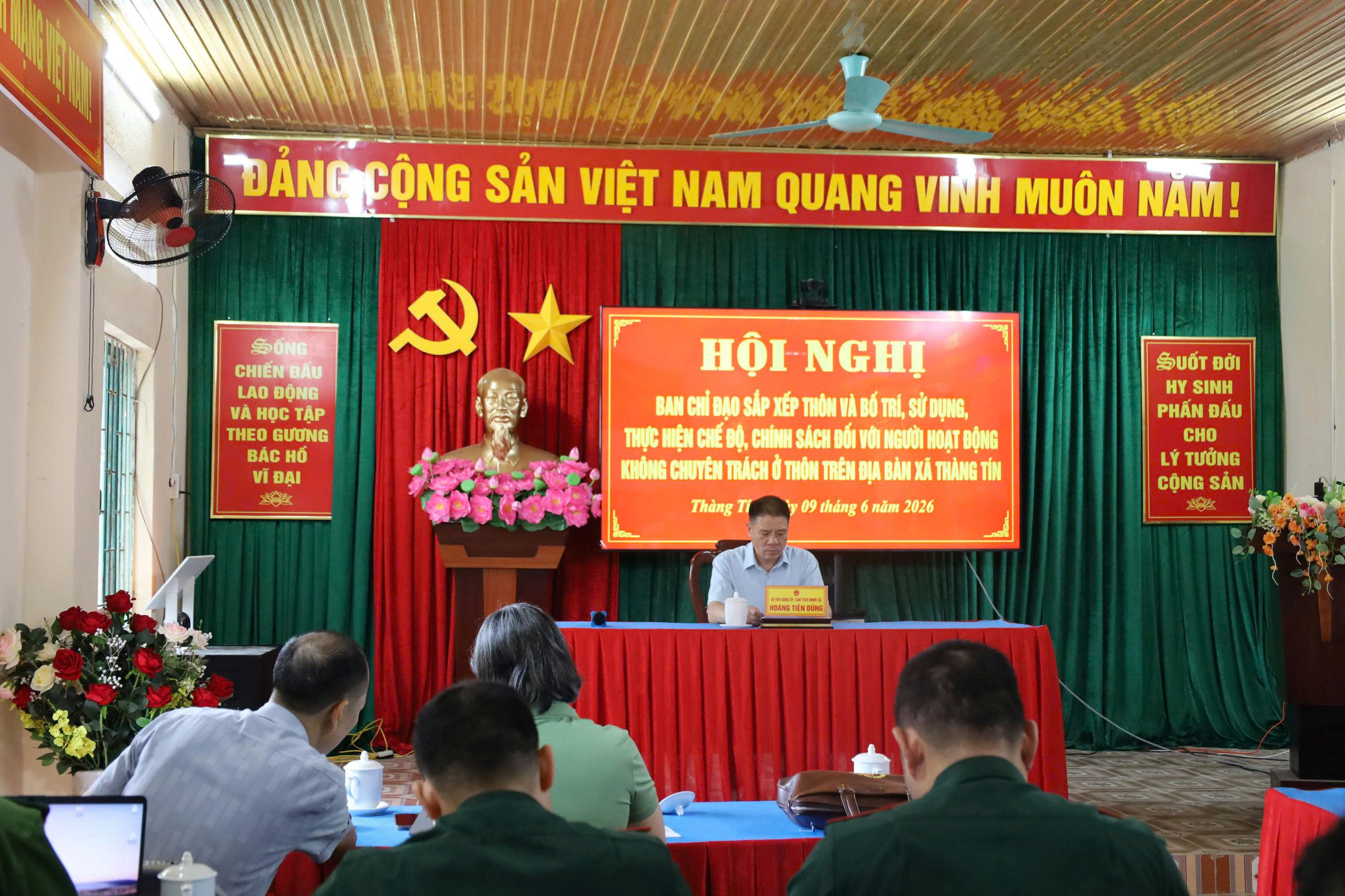 Xã Thàng Tín họp Ban Chỉ đạo sắp xếp thôn và bố trí, sử dụng, thực hiện chế độ, chính sách đối với người hoạt động không chuyên trách ở thôn trên địa bàn xã
