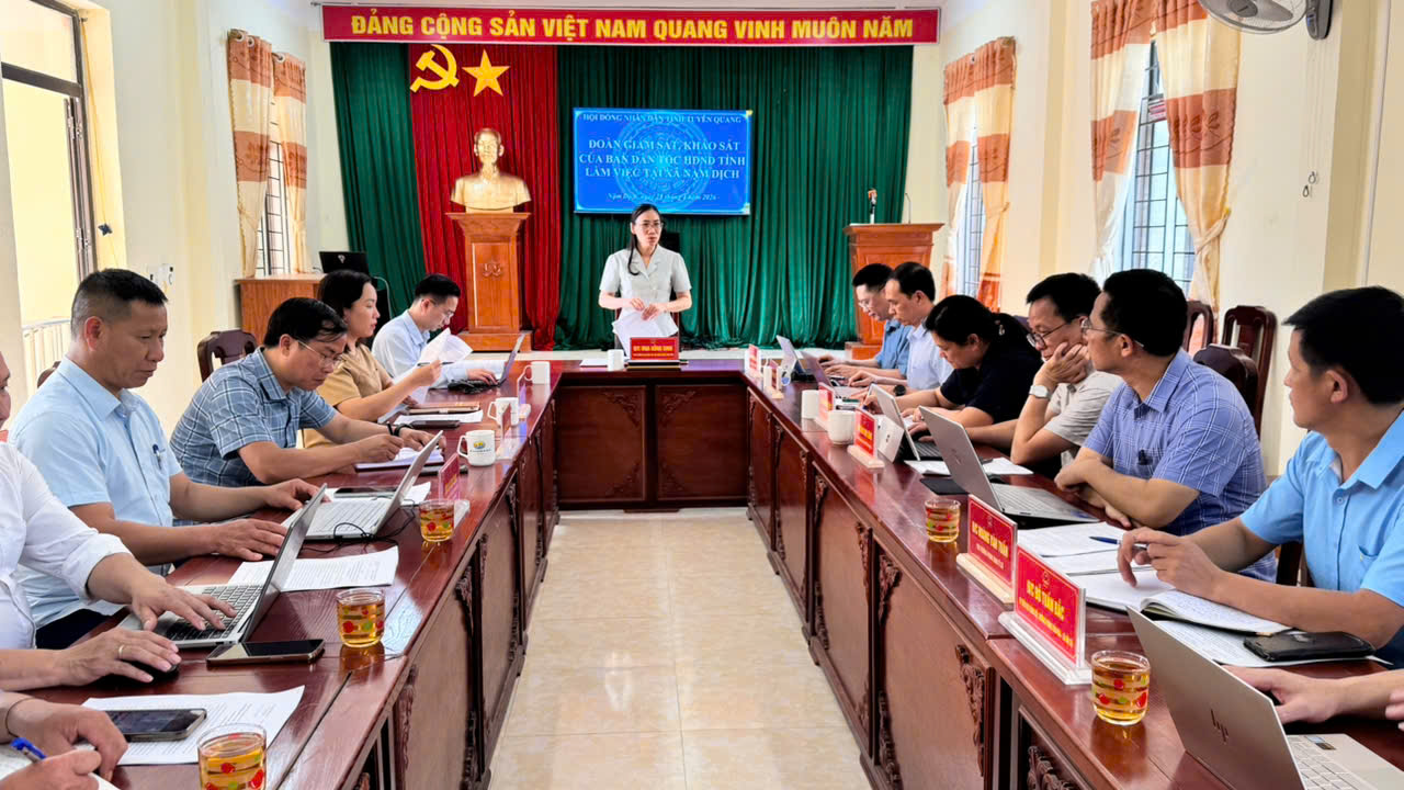 ĐOÀN GIÁM SÁT KHẢO SÁT CỦA BAN DÂN TỘC HĐND TỈNH LÀM VIỆC TẠI XÃ NẬM DỊCH
