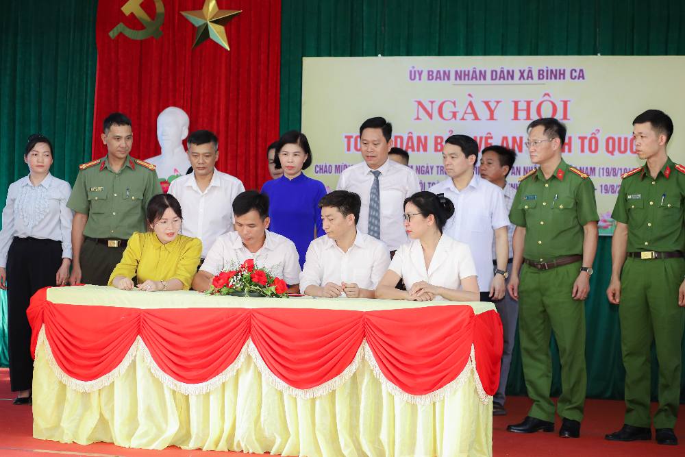 CÔNG AN XÃ BÌNH CA THAM MƯU TỔ CHỨC THÀNH CÔNG NGÀY HỘI TOÀN DÂN BẢO VỆ AN NINH TỔ QUỐC NĂM 2025
