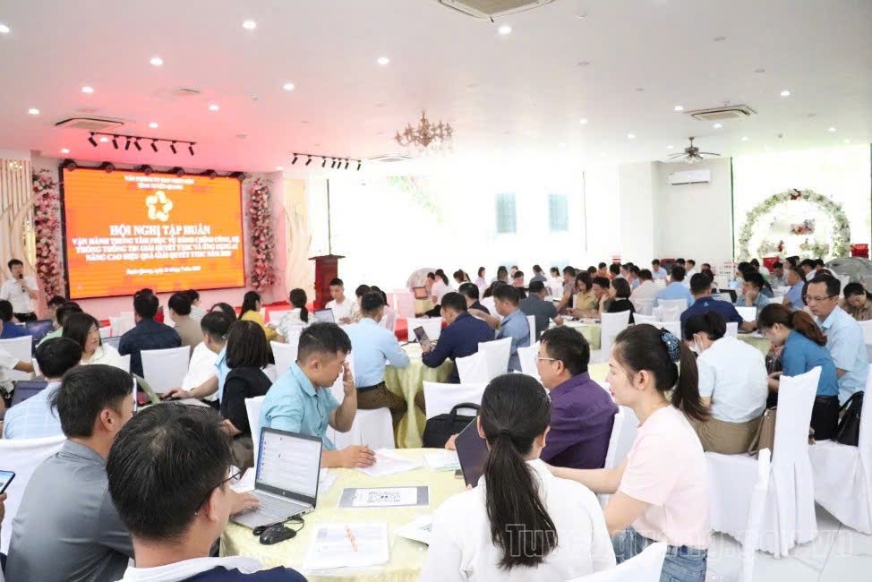 Văn phòng UBND tỉnh tổ chức Hội nghị tập huấn vận hành Trung tâm Phục vụ hành chính công cấp xã