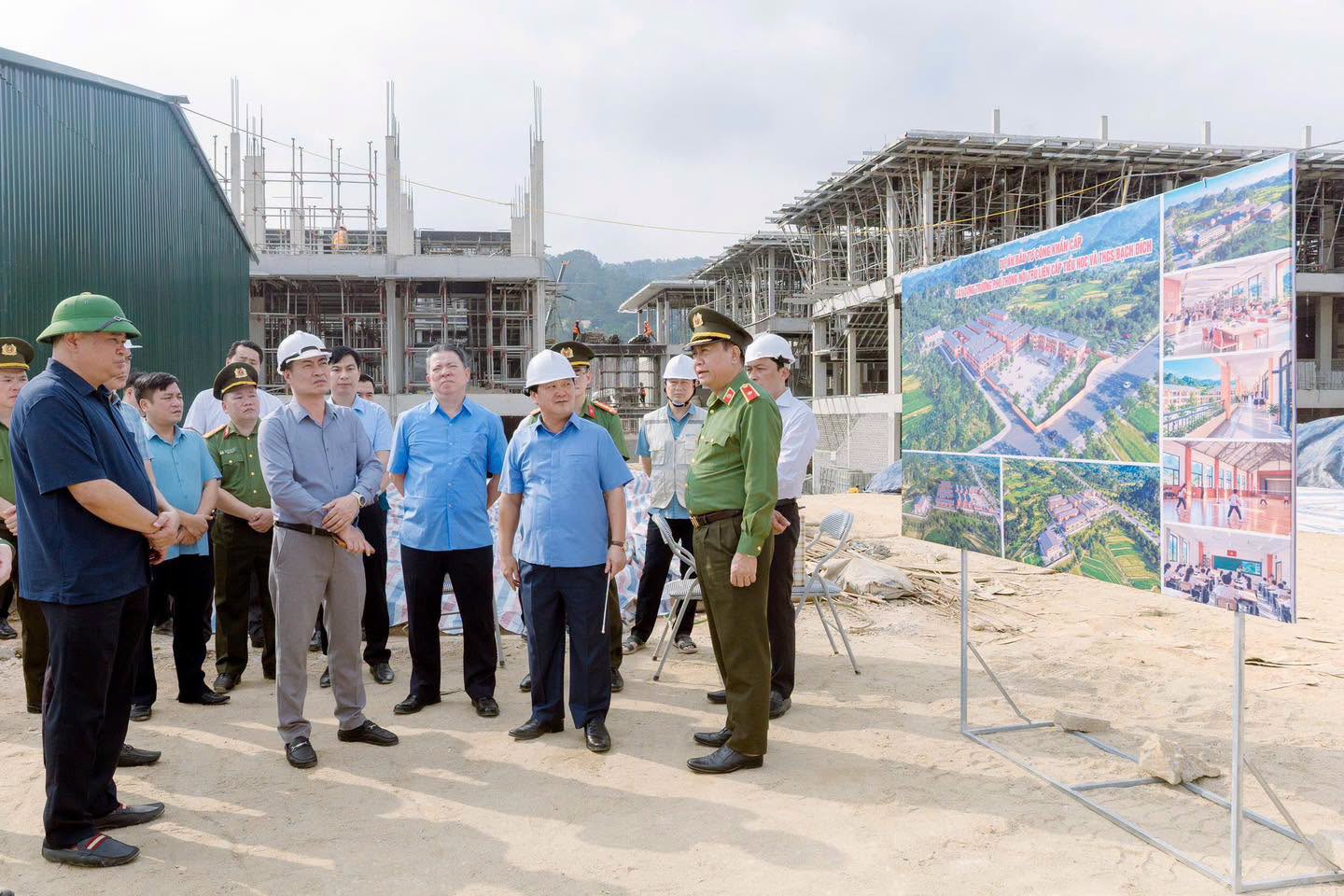 KIỂM TRA TIẾN ĐỘ DỰ ÁN TRƯỜNG PHỔ THÔNG DÂN TỘC NỘI TRÚ LIÊN CẤP TẠI BẠCH ĐÍCH