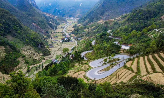 Đường Hạnh Phúc - bản hùng ca tuổi trẻ nơi cực Bắc