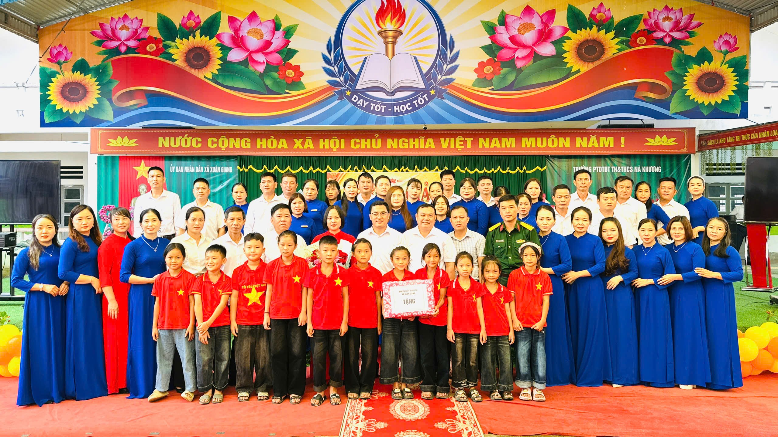 LÃNH ĐẠO XÃ XUÂN GIANG DỰ KHAI GIẢNG NĂM HỌC MỚI 2026-2027