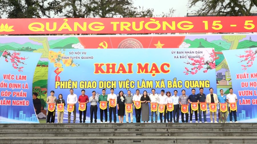 Phiên giao dịch việc làm xã Bắc Quang năm 2026