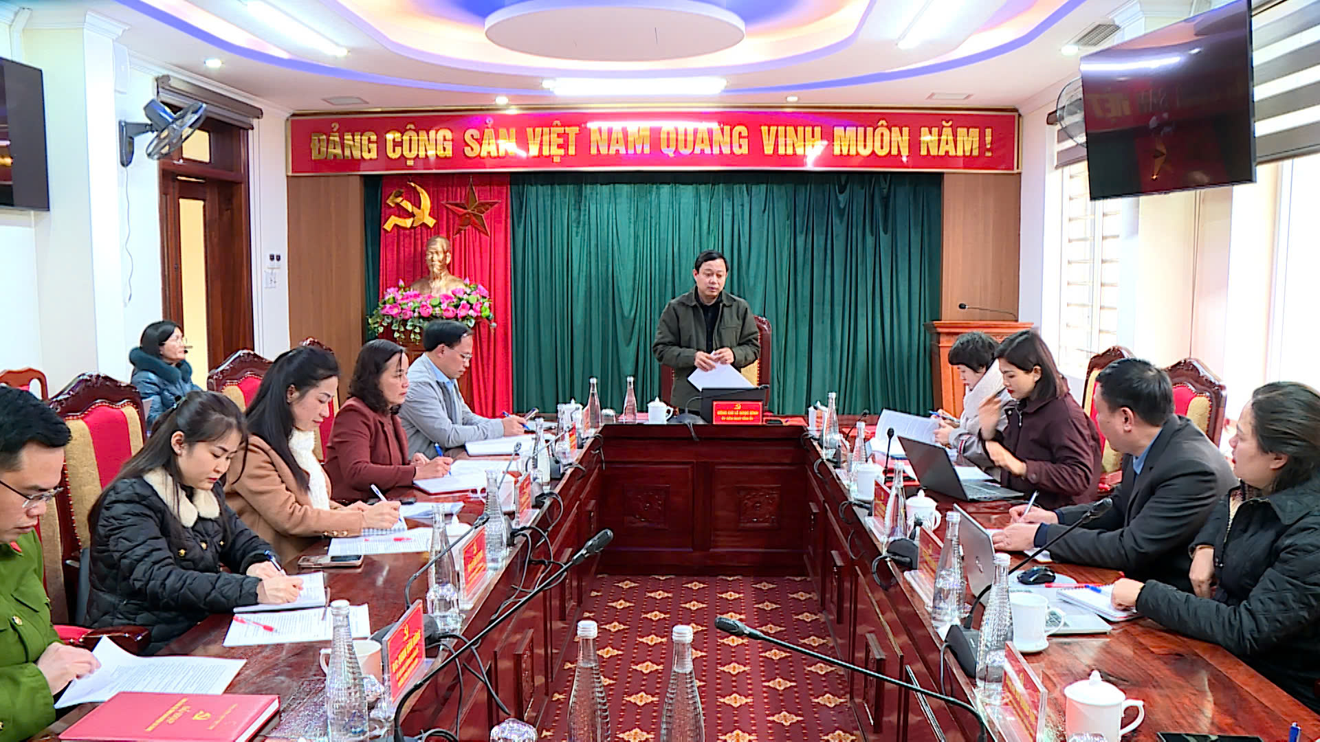 Đoàn kiểm tra số 63 của Ban Thường vụ Tỉnh ủy làm việc tại xã Nà Hang