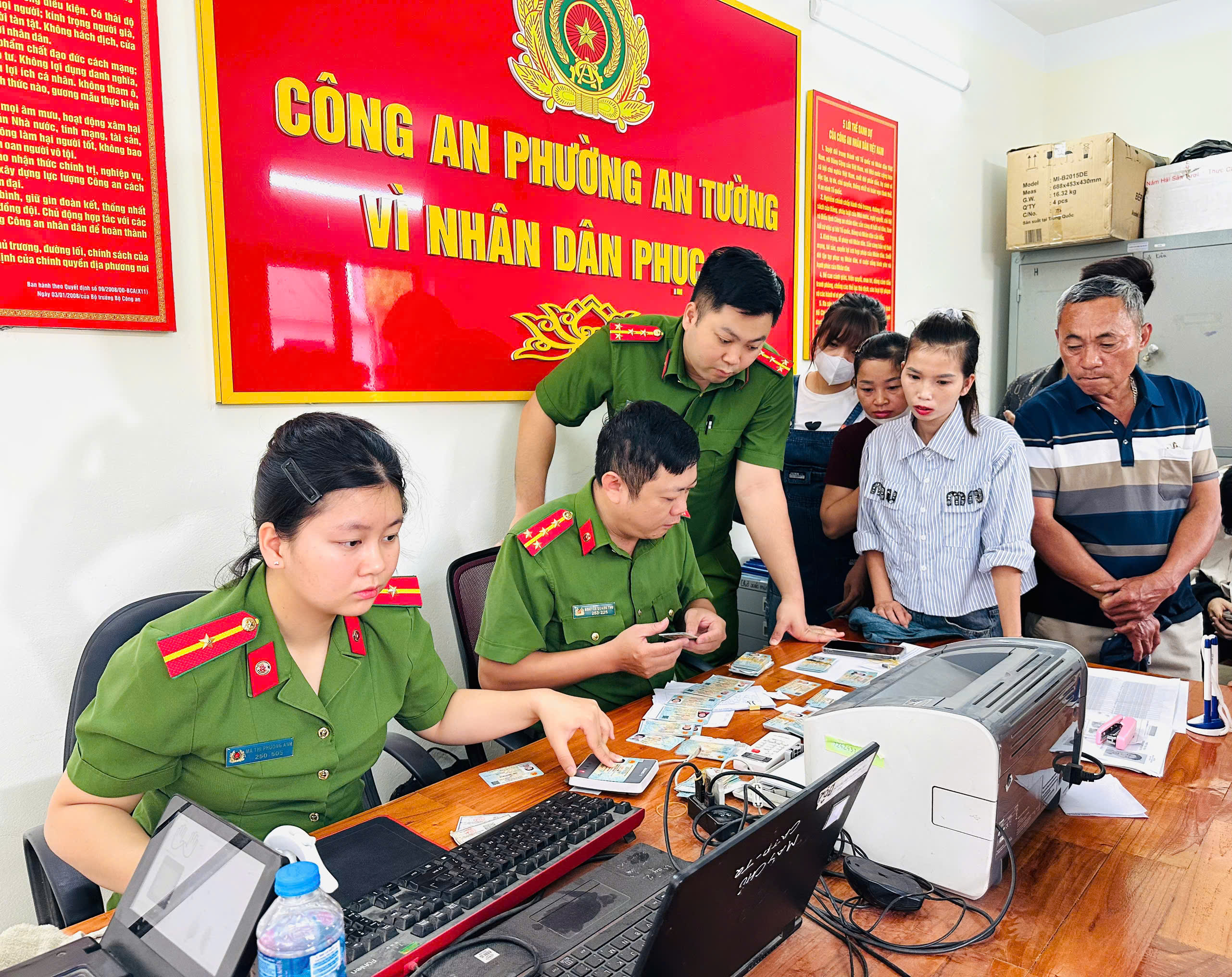 Công an tỉnh Tuyên Quang cấp Căn cước công dân xuyên kỳ nghỉ lễ 30/4, 01/5 cho công dân