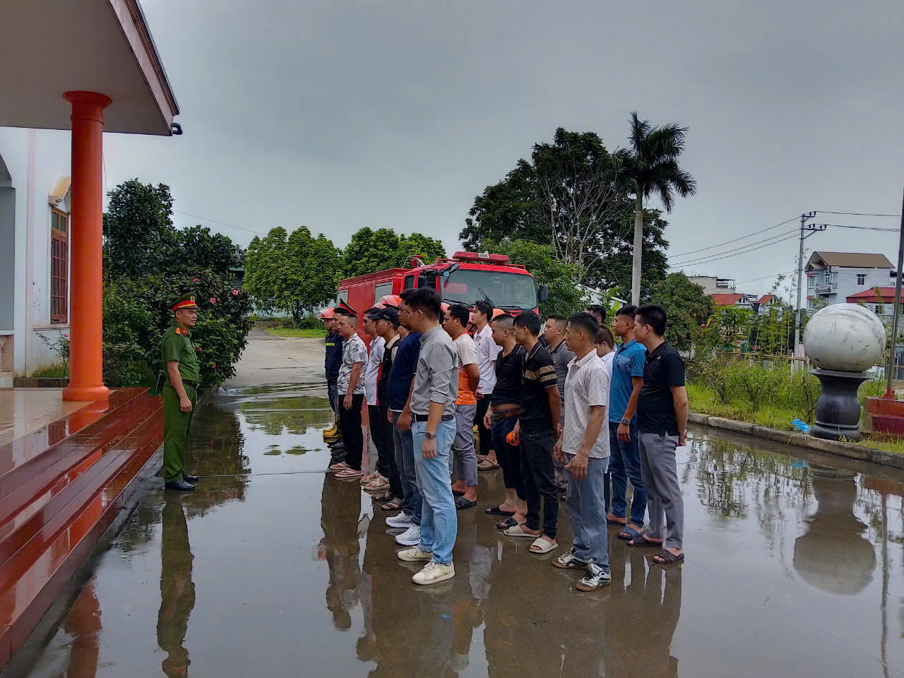 Tập huấn nghiệp vụ và thực tập phương án chữa cháy, CNCH  năm 2025 tại Tổng Công ty May Tuyên Quang LGG