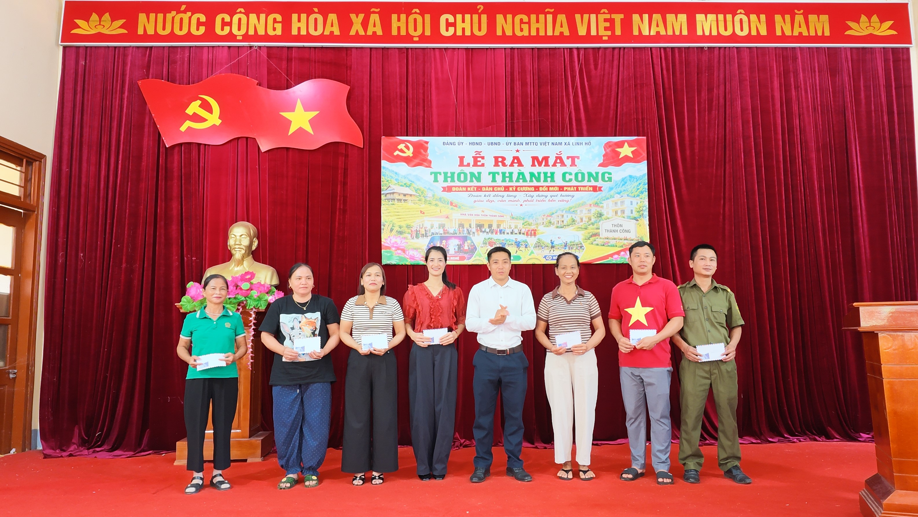 Ra mắt 15.JPG