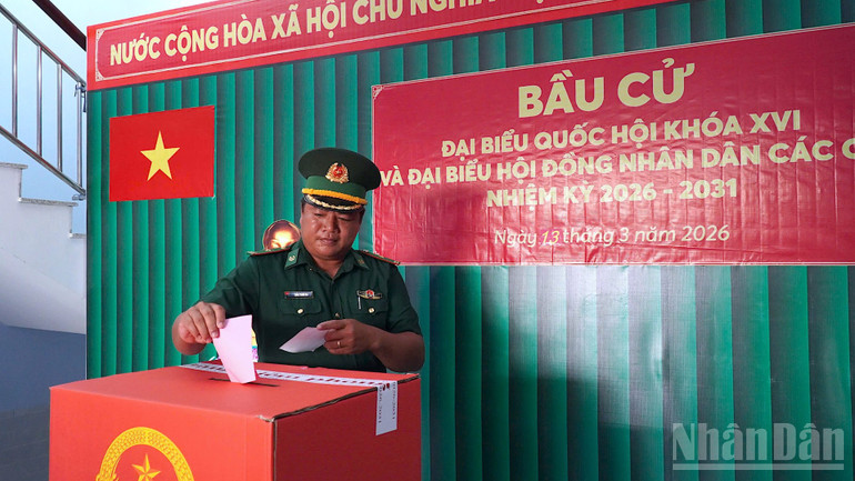 Bầu cử sớm tại hai đảo tiền tiêu vùng cực nam Tổ quốc